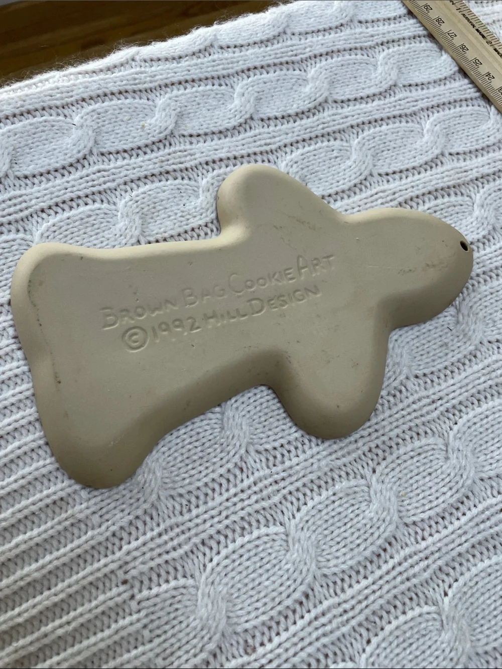 VTG 1992 Brown Bag Cookie Art Gingerbread Mold - Beige